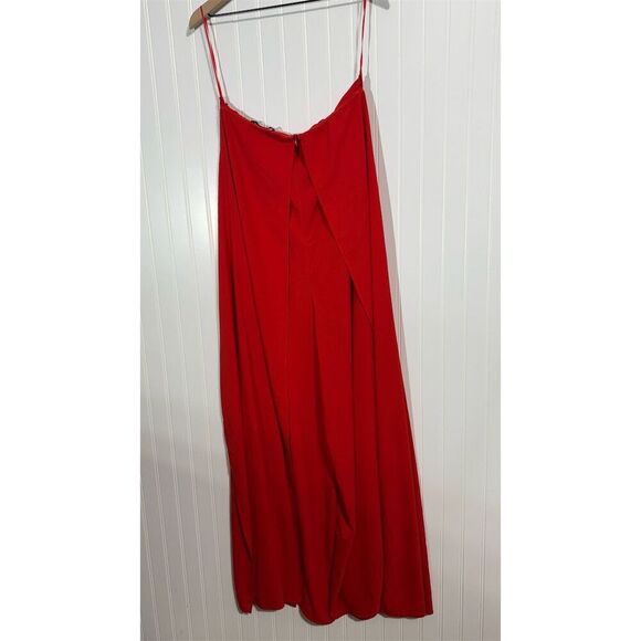 Forever 21 Red Wide Leg Jumpsuit Women’s Medium Spaghetti Strap Overlay NWT - Picture 2 of 4